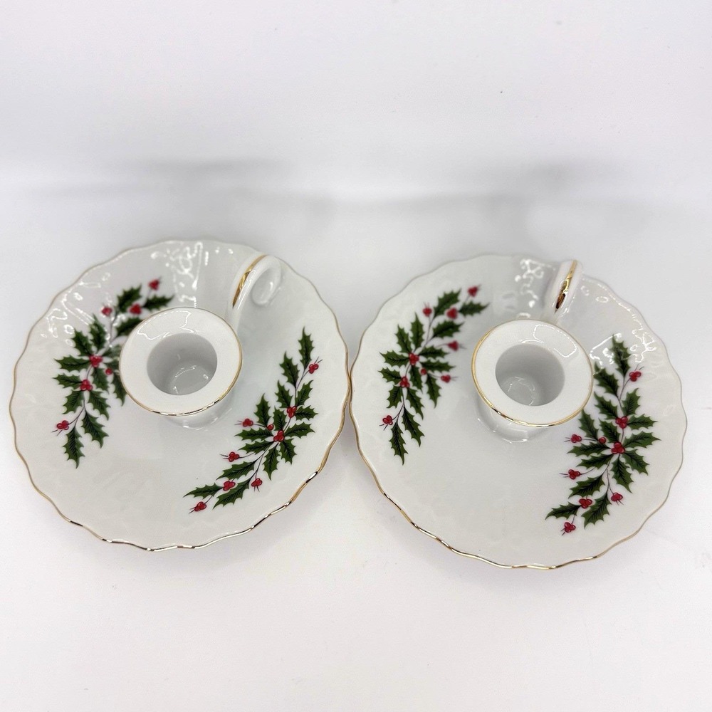 VTG Japan Holly Berry Porcelain Chamberstick Candle Holders Set‎ of 2 Gold Trim